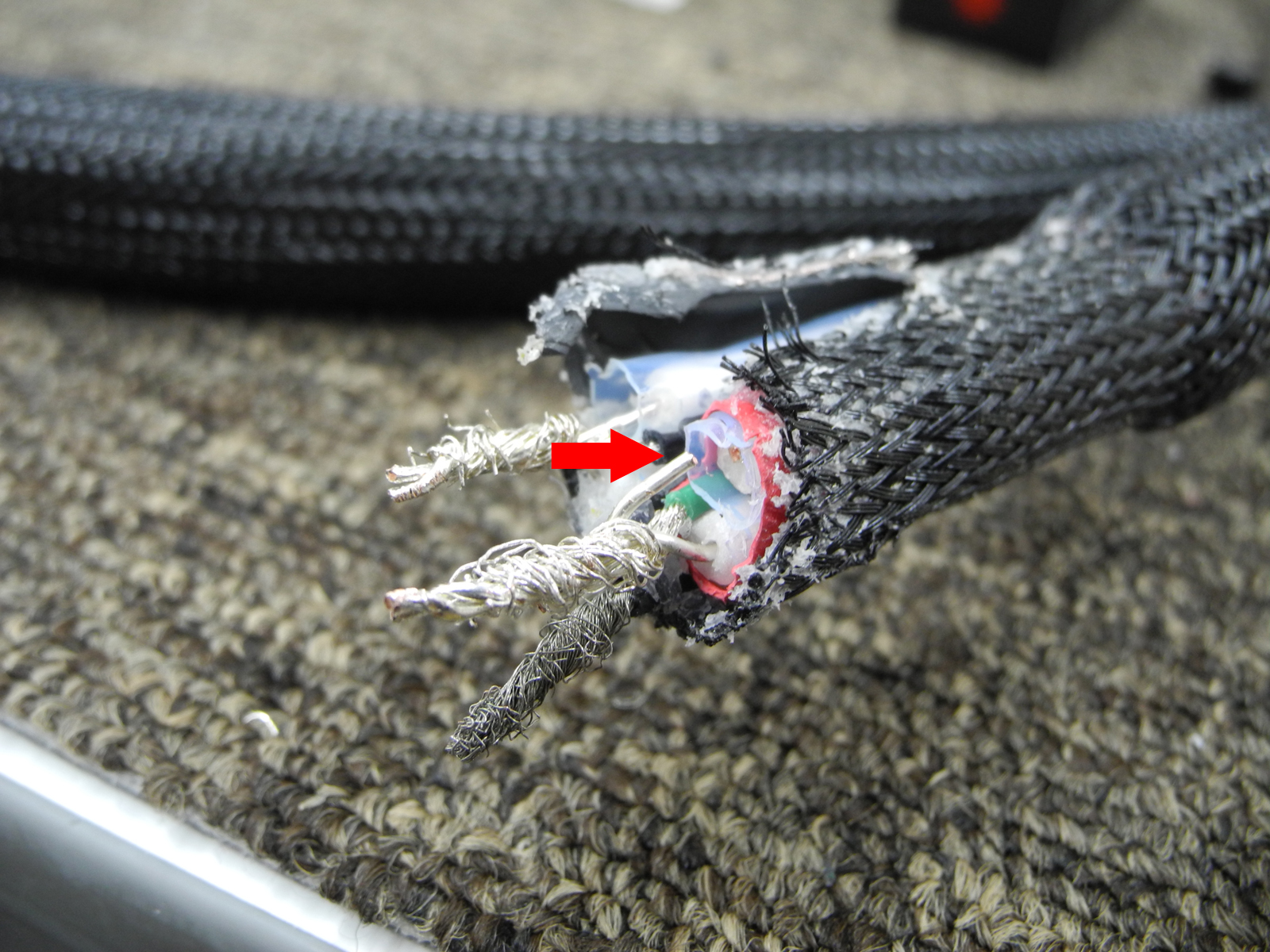 MIT Oracle Z CORD AC2 修理前の写真2