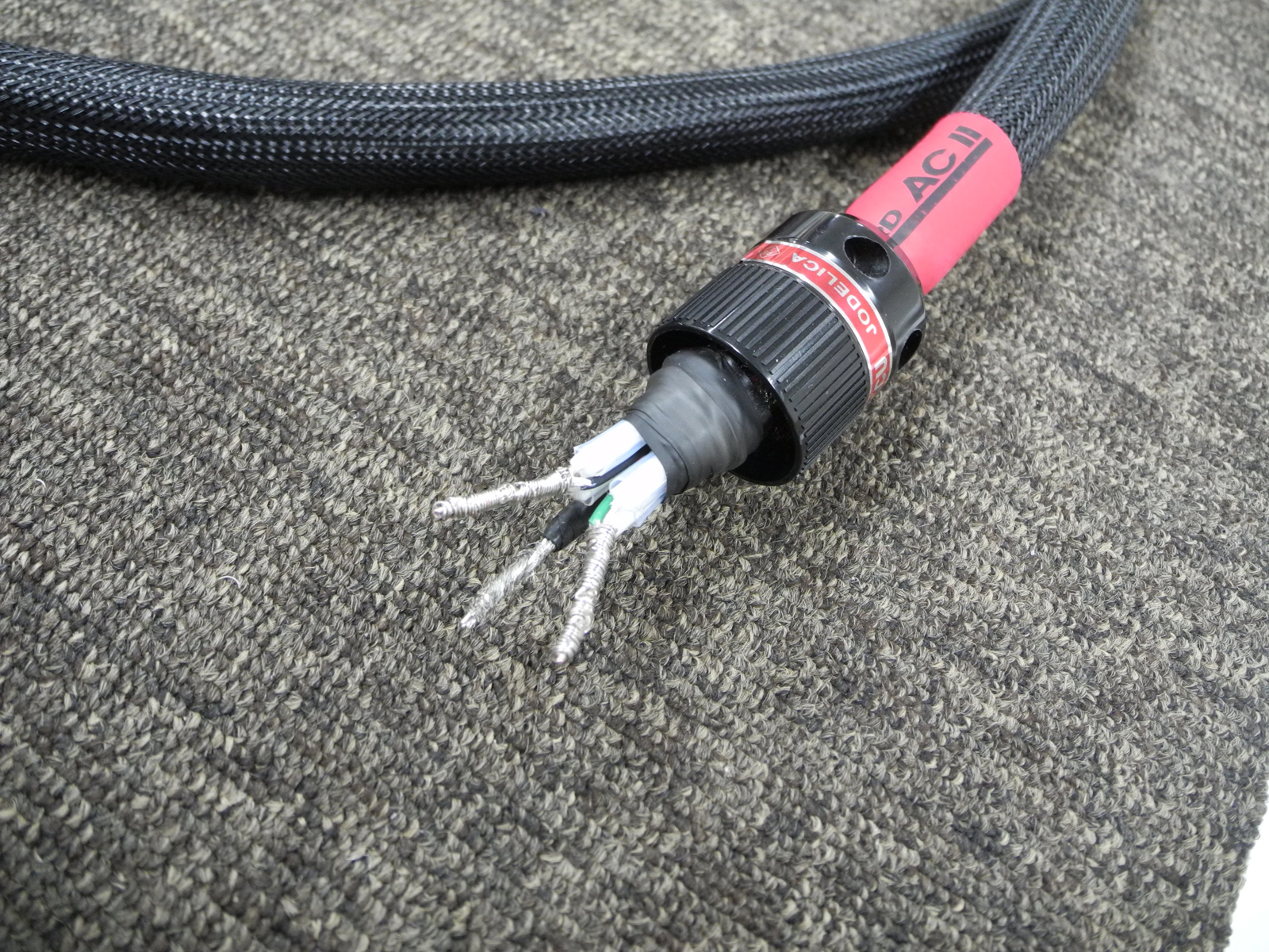 MIT Oracle Z CORD AC2 修理後の写真